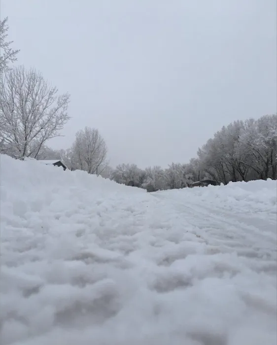 PLEASANT VALLEY Mobile Home Park & RV ParKIng Picture 7