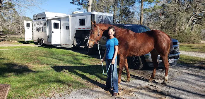 Green Woods Stables RV Park Picture 9