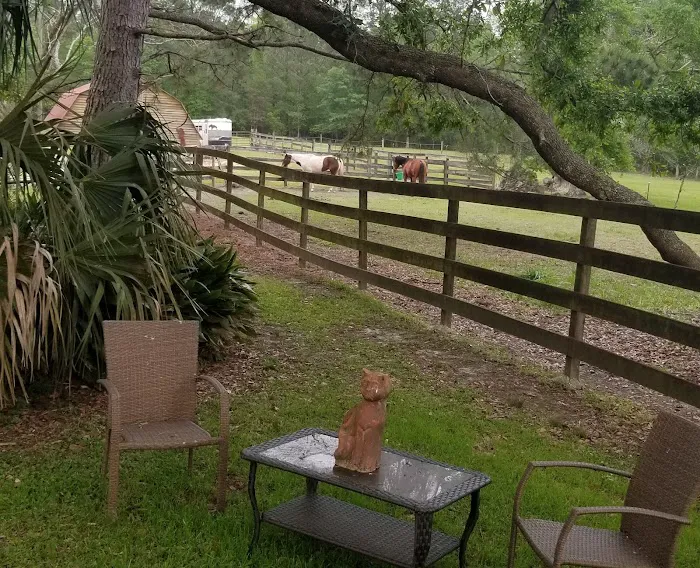 Green Woods Stables RV Park Picture 3