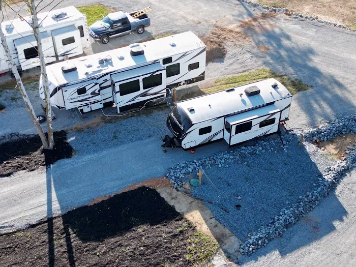 Hudson Hideaway RV Retreat Picture 4