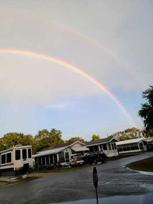 Sherwood Forest RV Resort Picture 5