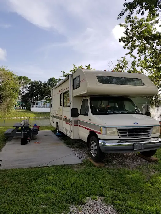 Sherwood Forest RV Resort Picture 4