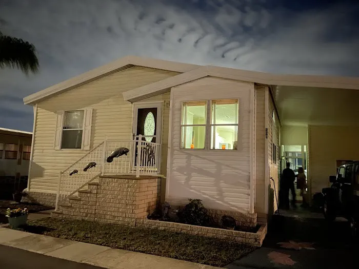 Westwind Mobile Home Park Picture 3