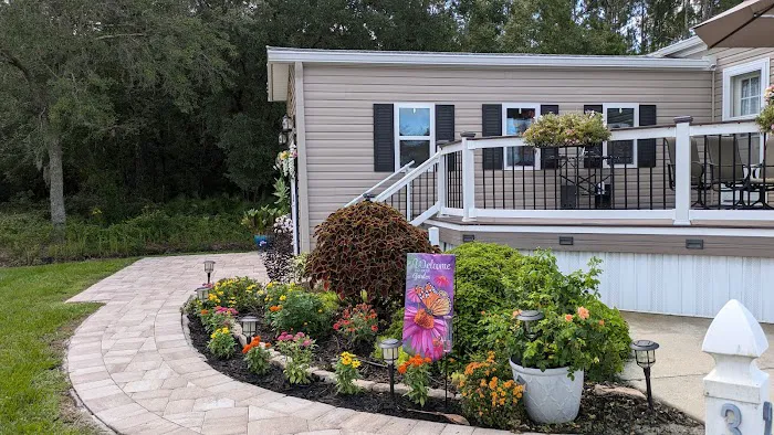 Emerald Pointe RV Resort Picture 1