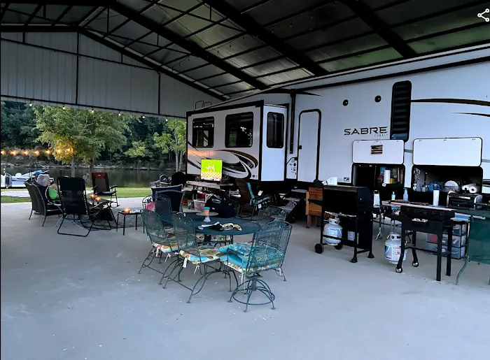 Willow Oaks Campground Picture 3