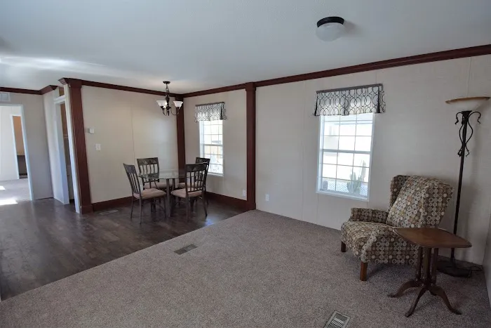 Leisure Homes Mobile Home Park Picture 8