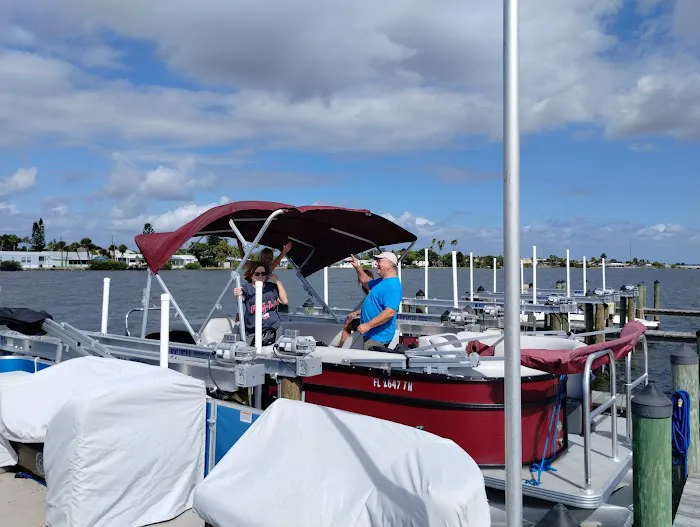 River Palms 55+ Waterfront Mobile Home Community Picture 7