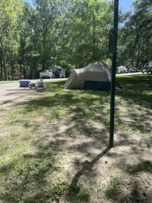 South Sandusky campground Picture 3