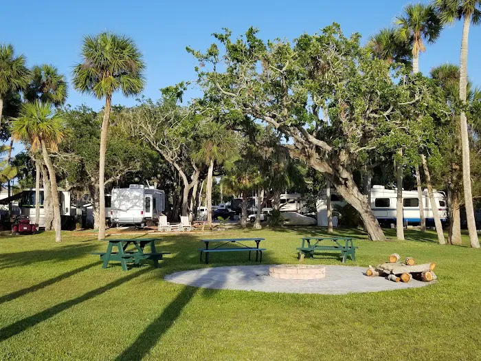 Carver's Cove RV Resort Picture 8