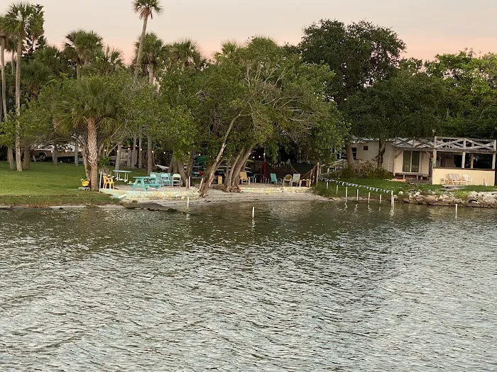Carver's Cove RV Resort Picture 10