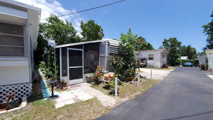 Iowa Mobile Home Community Picture 1