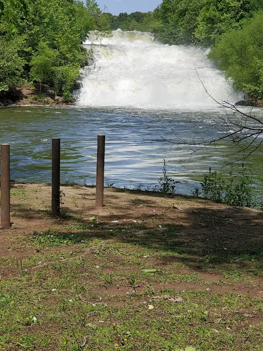Sharp Rock Falls Rec Inc Picture 6