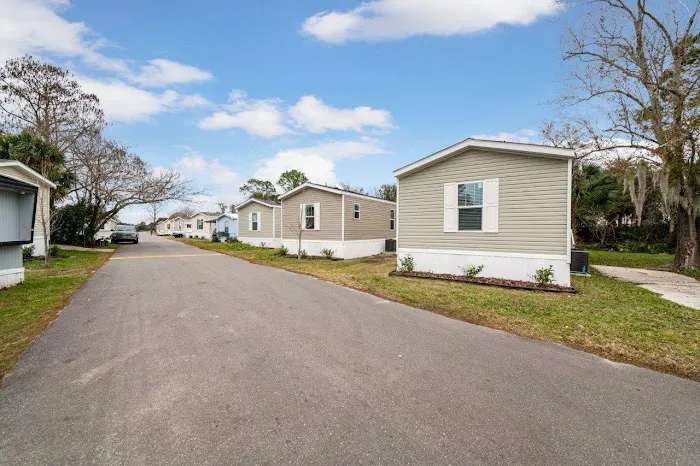 Pinewood Manufactured Home Community | Ormond Beach Picture 9