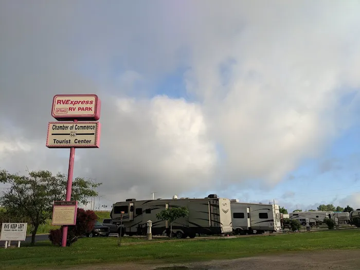 R.V. Express 66 RV Park Picture 6