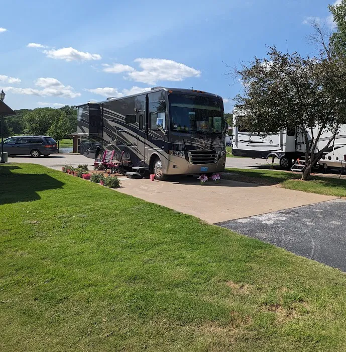 The Creeks RV Resort Picture 6