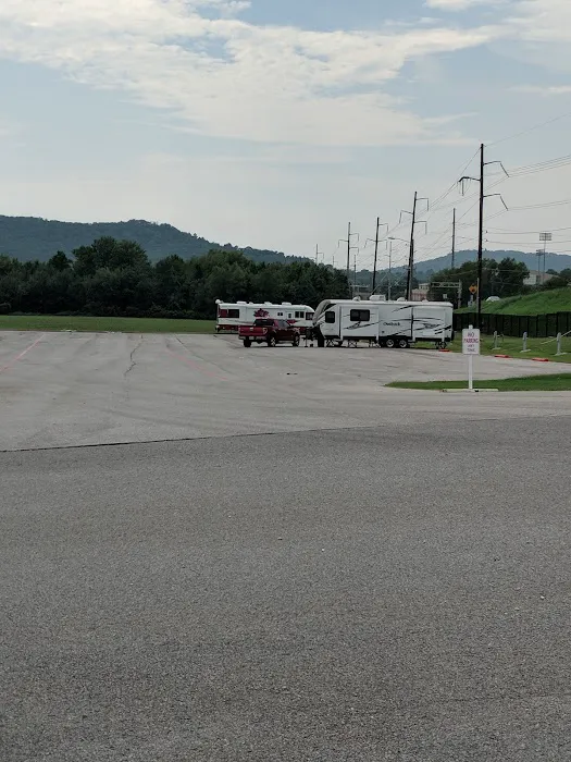 Road Hog RV Park Picture 8