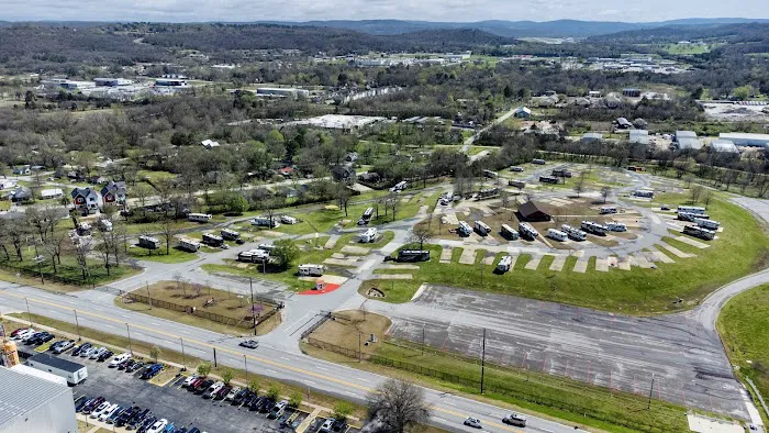 Road Hog RV Park Picture 7