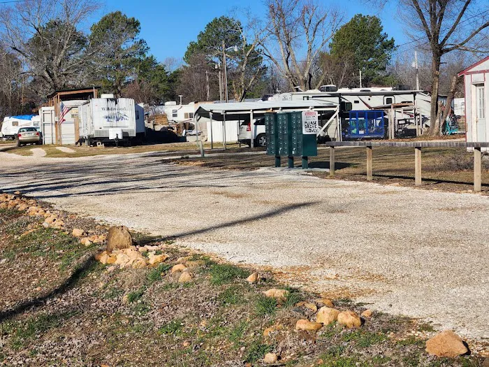 Green Acres Mobile Home & RV Park Picture 7
