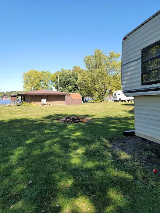Illiniwek Forest Preserve Campground Picture 4