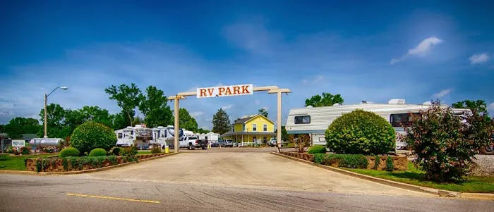 Crabtree RV Park Picture 3