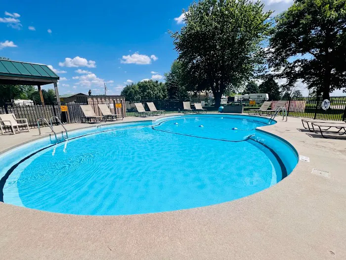 Galesburg East / Knoxville, IL KOA Holiday Picture 9