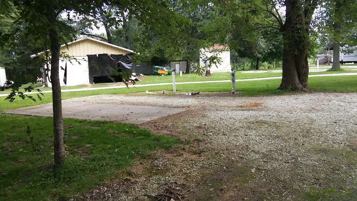 Whispering Oaks Campground Picture 2