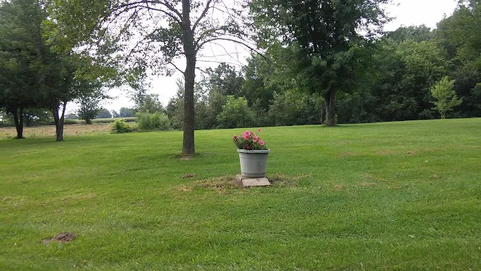 Whispering Oaks Campground Picture 6