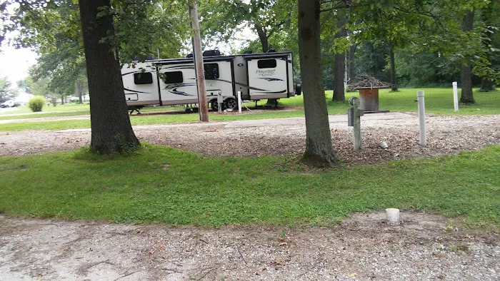 Whispering Oaks Campground Picture 8