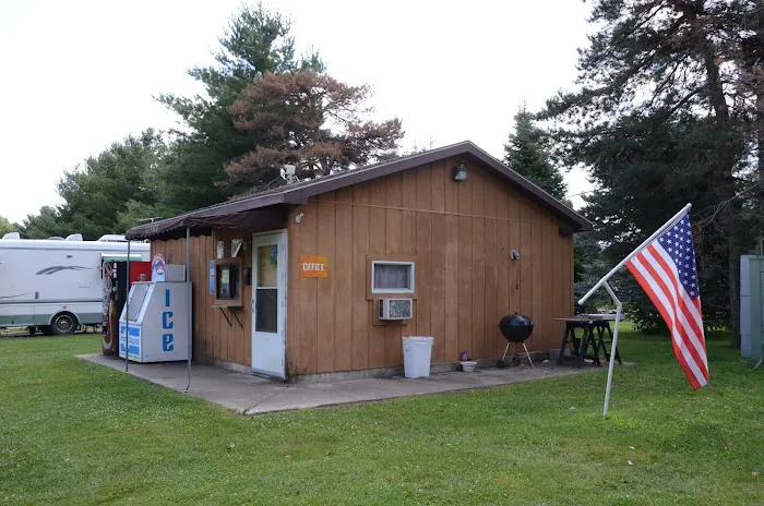 Allison Lake Storey Campground Picture 3