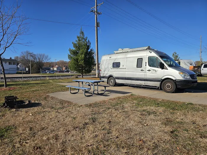 Riverview Recreation Vehicle Park Picture 8