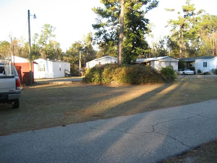 Pine Grove Trailer Park Picture 4