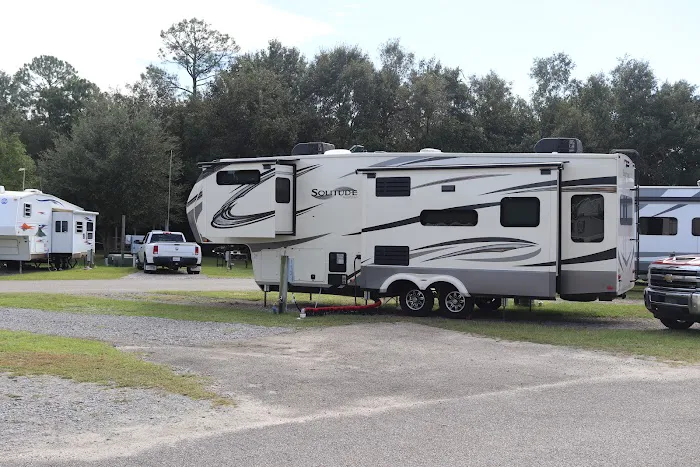 Oaklawn RV Park Picture 6