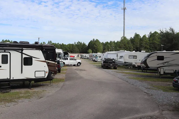 Oaklawn RV Park Picture 5