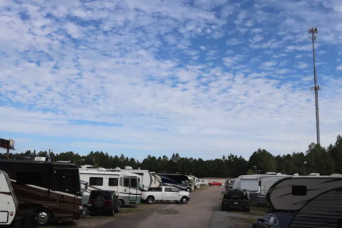 Oaklawn RV Park Picture 7