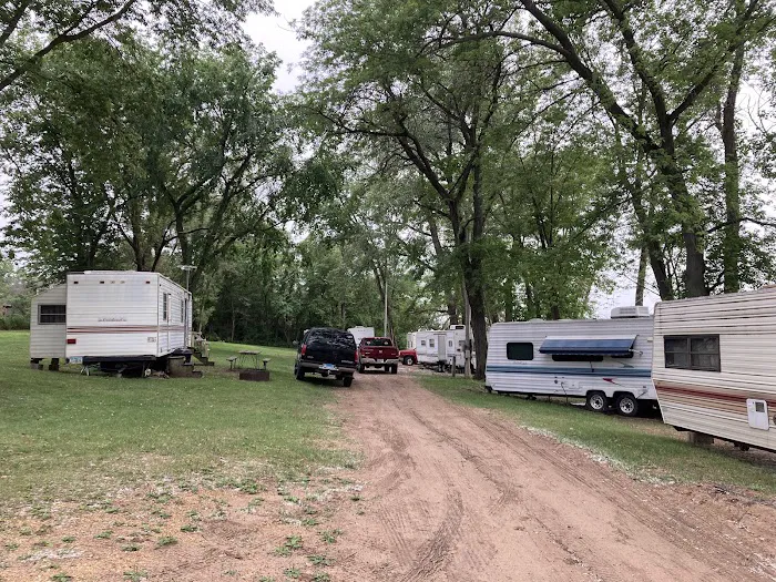 Fin and Feather Campground Picture 6