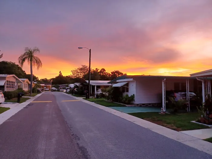 Doral Village Picture 7