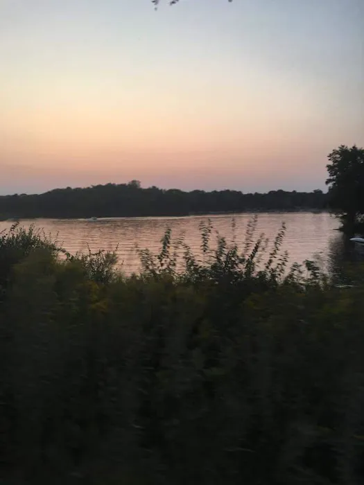 Apple Canyon Lake Campground Picture 3