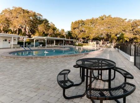 Bay's End Manor MHC