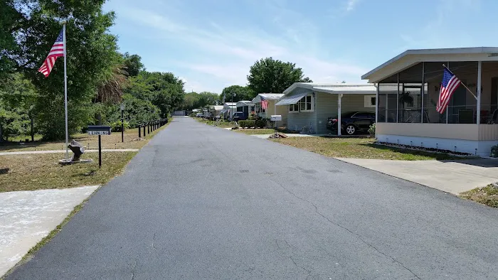Colony Club Mobile Home Estates Picture 1