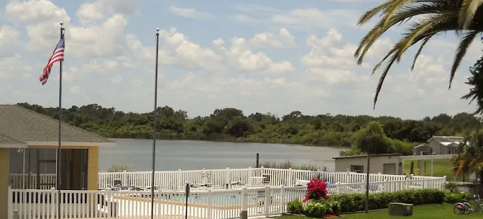 Dell Lake Village Mobile Home Community Picture 10