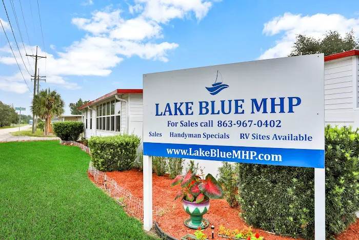 Lake Blue Mobile Home Community Picture 10