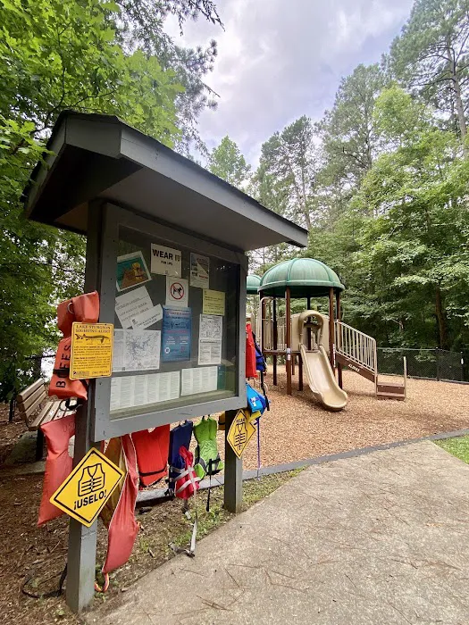 Playground / Beach - swim area Picture 7