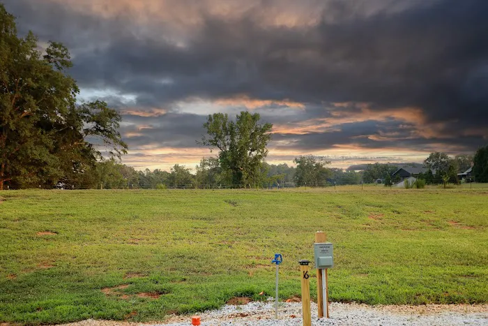 Tallapoosa River RV and Outdoor Center Picture 2