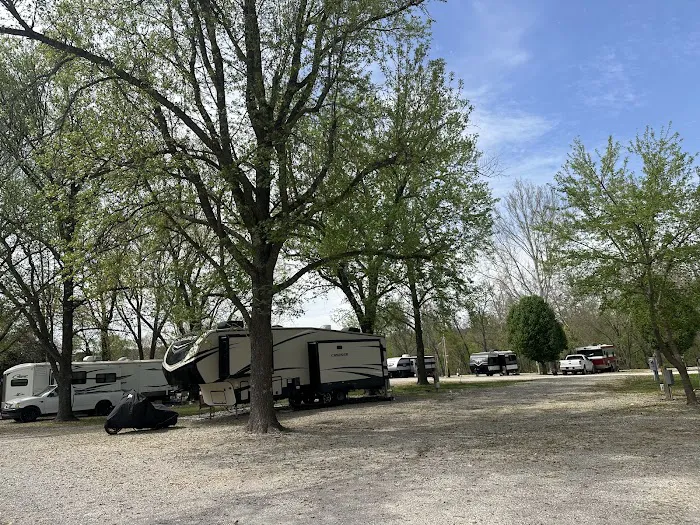 Ariel RV Park Picture 4