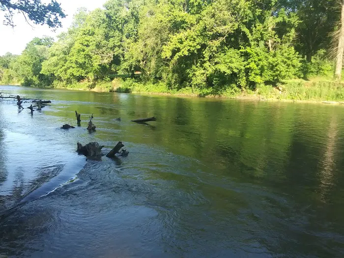 Indian Summer RV Park and Campground Picture 10