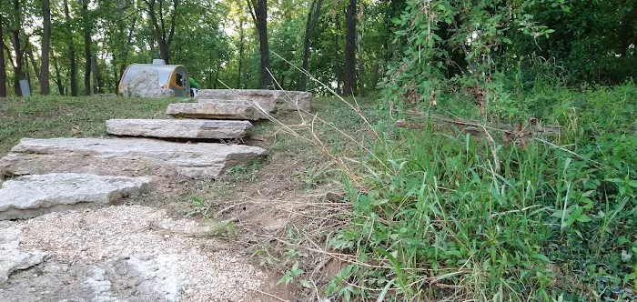 Indian Summer RV Park and Campground Picture 2