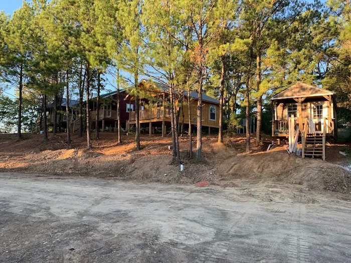 Big Pines RV Escape - Cabins & RV Picture 8