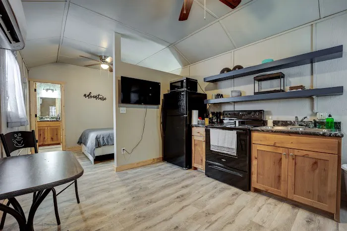 Big Pines RV Escape - Cabins & RV Picture 1