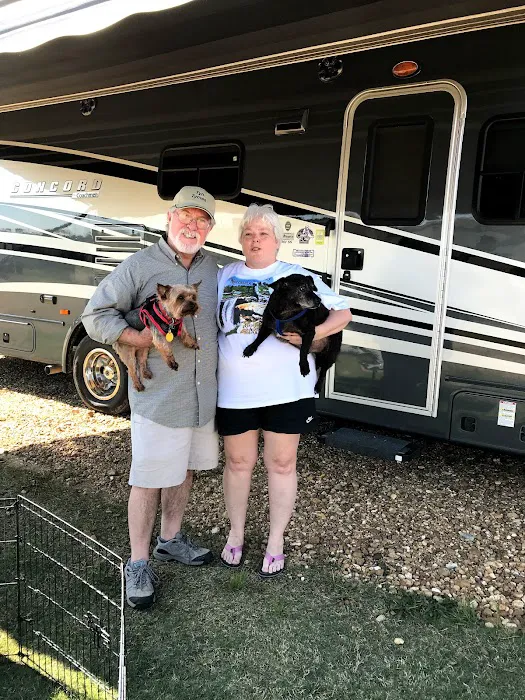 The Cove Rv Resort and Campground Picture 10
