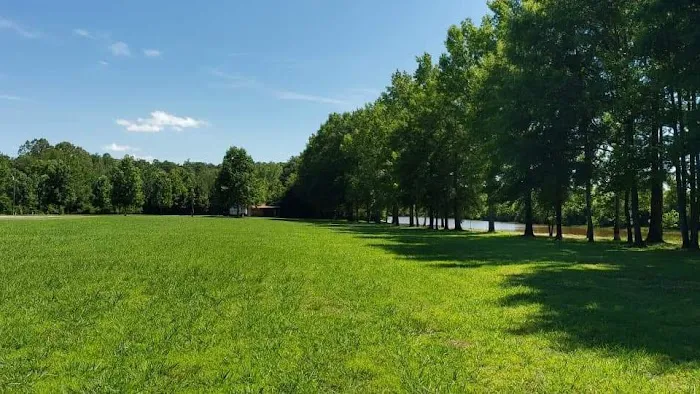Tidmore Village Campground Picture 10